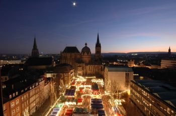 Christmas magic in Aachen; copyright: Bernd Schrder/aachen tourist service e.v. 