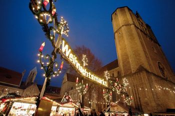 A magical Christmas scene; copyright: Braunschweig Stadtmarketing GmbH 