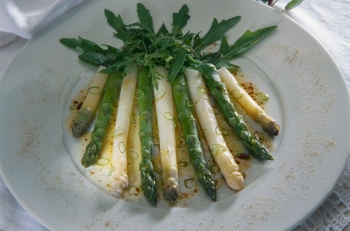 Traditional German Asparagus Dish; Copyright GNTO