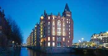 Hamburg/Elbe: warehouse district; Copyright Torsten Krger