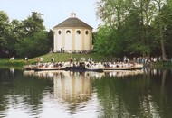 Lakeside concert at the Wrlitz gardens near Dessau